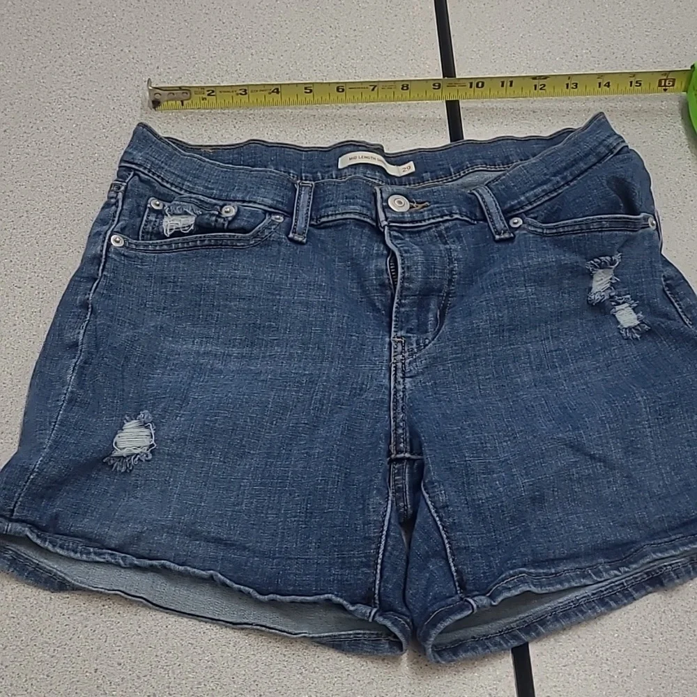 Levi Strauss Blue Mid Length Denim Women's Shorts Size 29